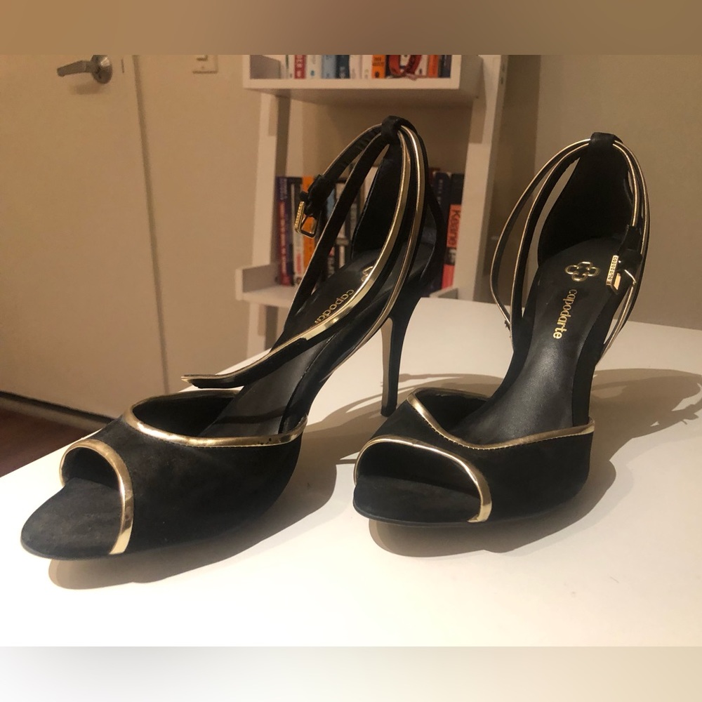 Brazilian Brand : Copordate Shoes - black velvet pump with gold details